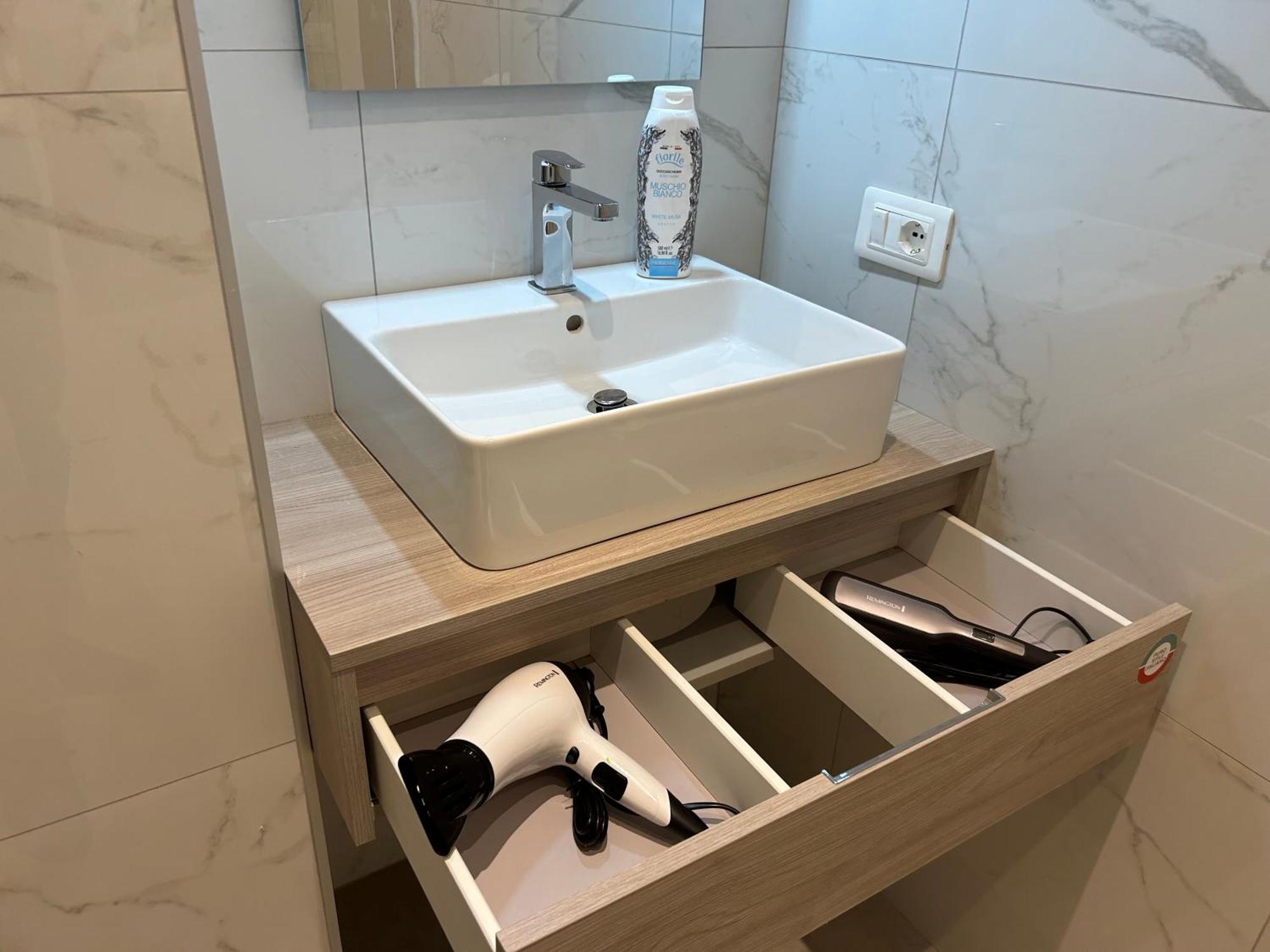 Valverde Apartment And Rooms 베로나 외부 사진